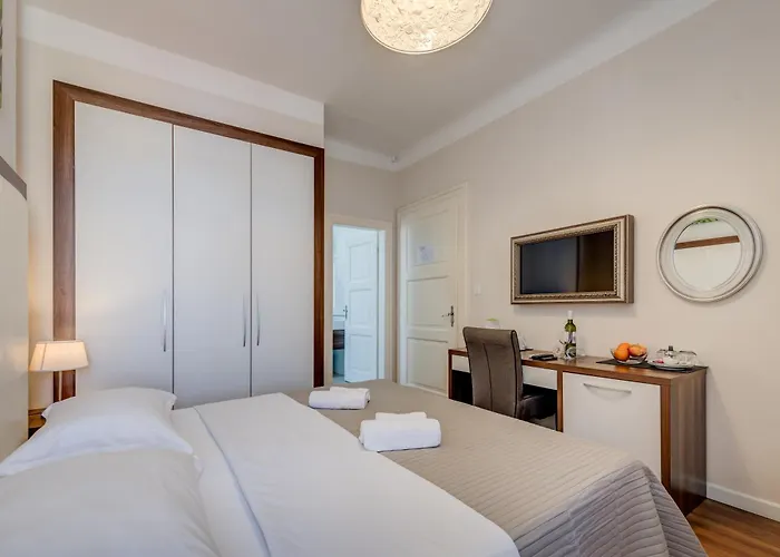 بيت ضيافة Bastion Luxury